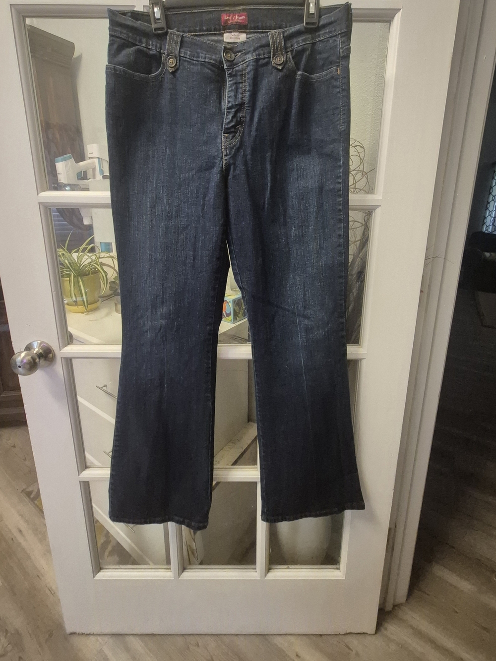 Vintage LEVIS Perfectly Slimming Jeans
